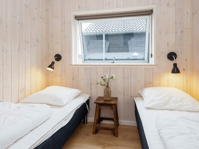 Room 5, 5 Star Holiday Home in Romo, Tønder