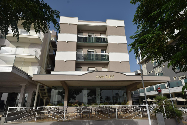 Others 3, Hotel Eden, Rimini