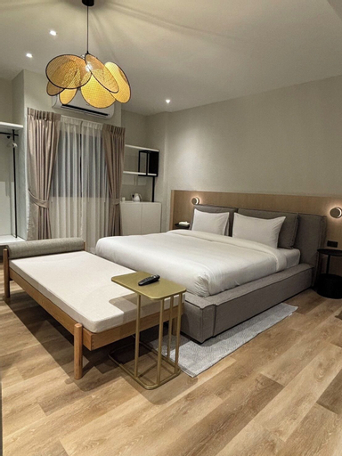 Bedroom 12