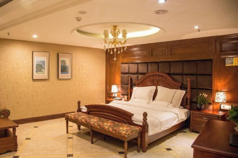 Bedroom 3, Chongqing Ba Bai Feng Traders Hotel, Chongqing