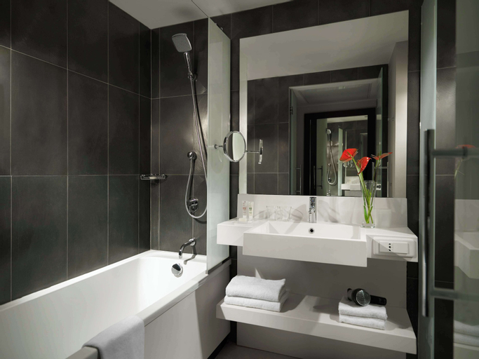 Bathroom 21