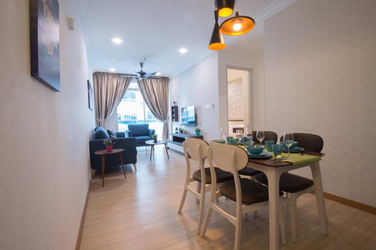 Dining Room 6