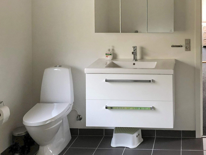 Bathroom 3, 4 Star Holiday Home in Ansager, Varde