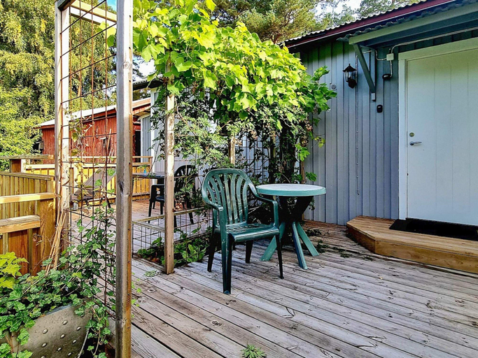 Exterior 3, 4 Person Holiday Home in Uddevalla, Uddevalla