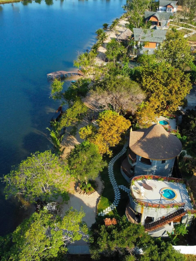 Exterior & Views, Madam Sweet Resort, Kampot