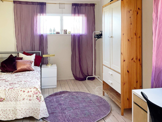 Room 3, 5 Person Holiday Home in Romakloster, Gotland