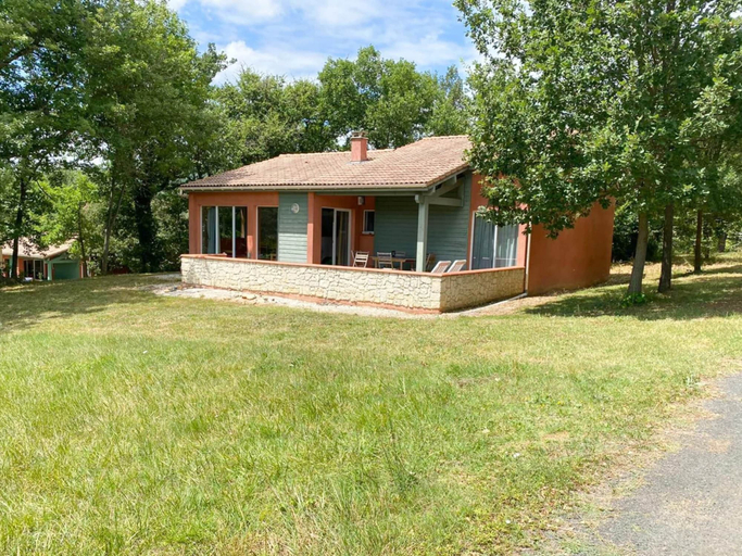 Primary image 1, Pet-friendly Home w/ Garden, Aude