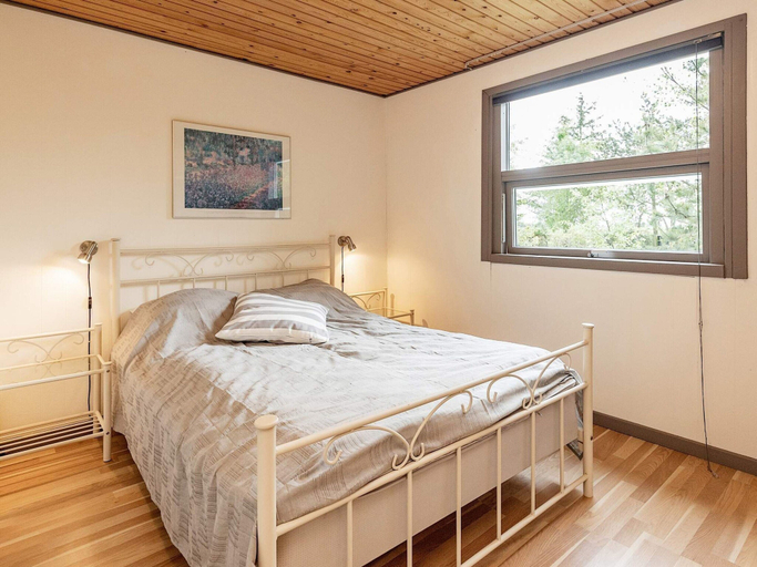 Room, 5 Person Holiday Home in Saeby, Frederikshavn