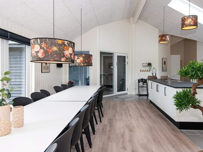 Private kitchen 4, Luxury Retreat in Mommark - By Traum Ferienwohnungen, Sønderborg
