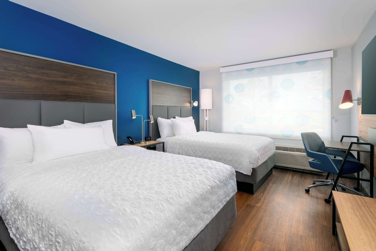 Bedroom 3, Tru by Hilton Wilmington, New Hanover