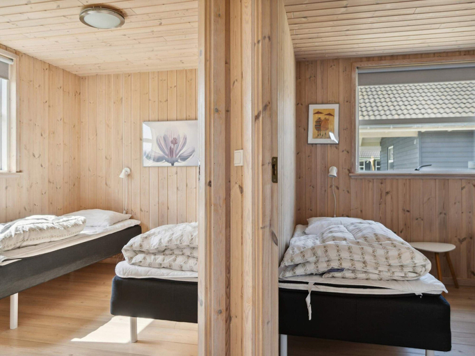 Bedroom 2, 5 Star Holiday Home in Lokken, Hjørring