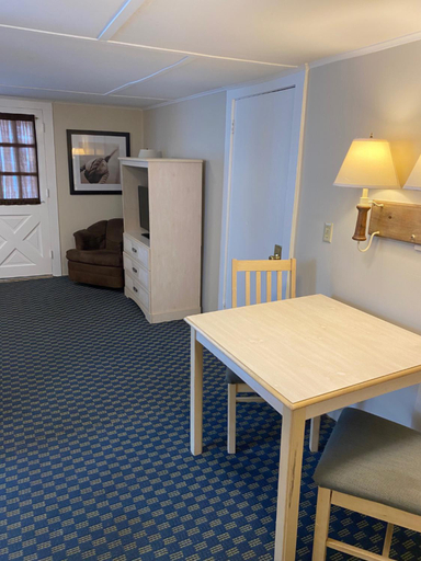 Others 4, The Admiral Hotel/Motel, Worcester