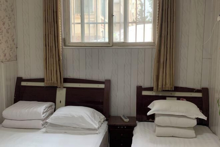 Bedroom 2, Shun Feng Yuan Hostel, Qingdao