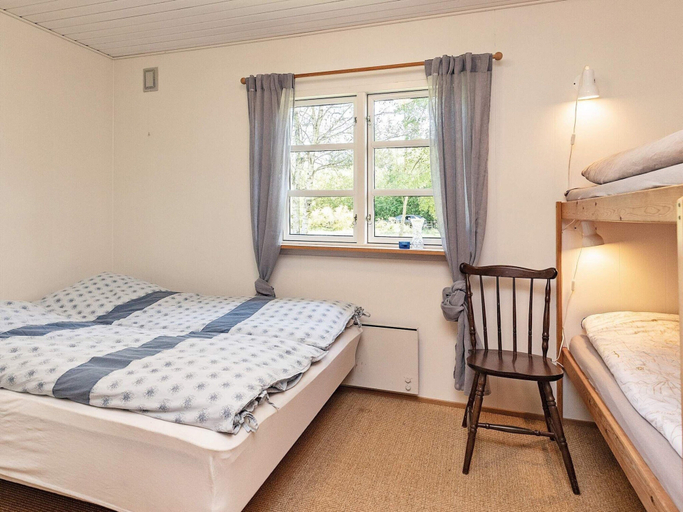 Others 4, 6 Person Holiday Home in Hojslev, Skive