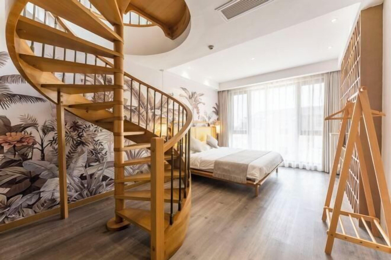 Bedroom 16