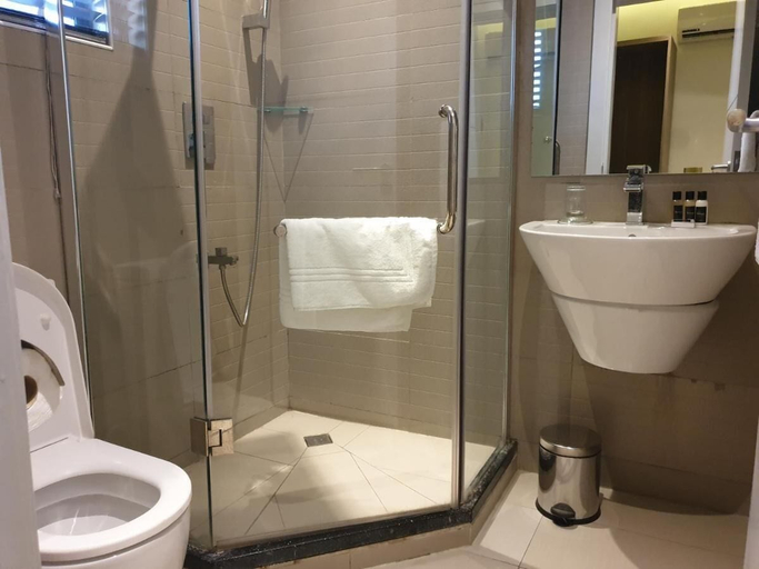 Bathroom 3, De Palms Hotel Port Harcourt, Obio/Akp