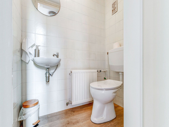 Bathroom 5, Apartment in Ubachsberg Near Limburg Hills, Voerendaal