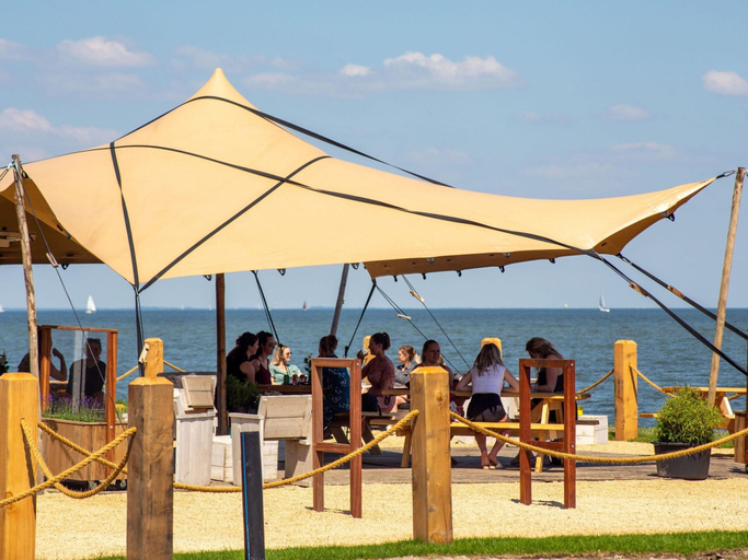 Exterior 2, Cozy Tent Lodge With Sanitary Facilities, Enkhuizen