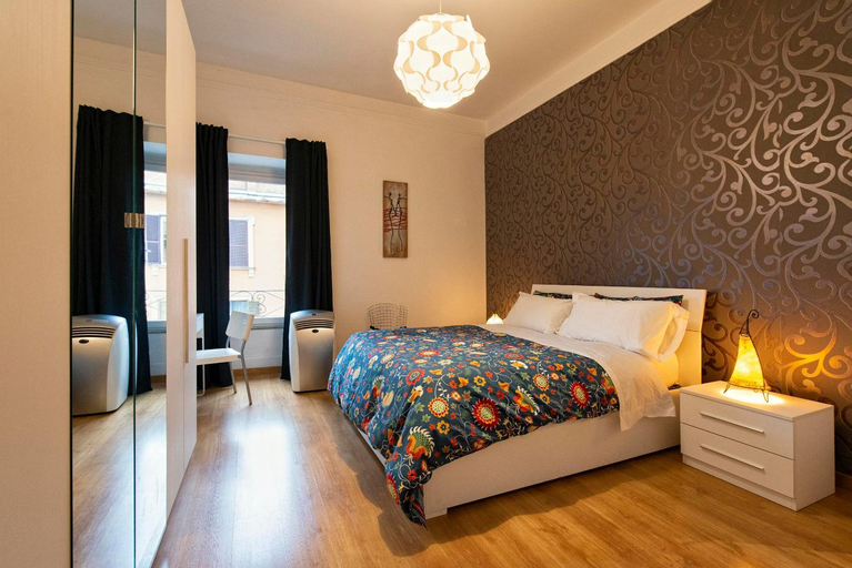 Bedroom, Rome La Sapienza Apartment, Rome