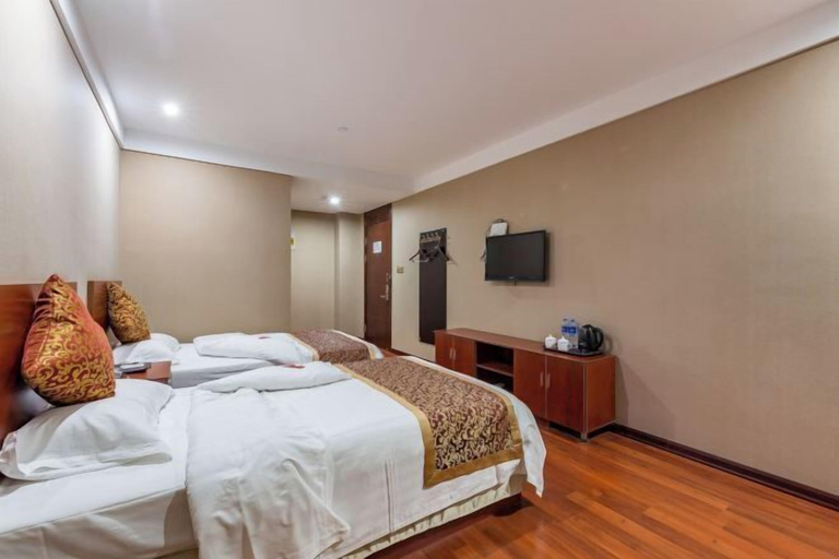 Bedroom 3, Zhongshan New Town Hotel, Suqian