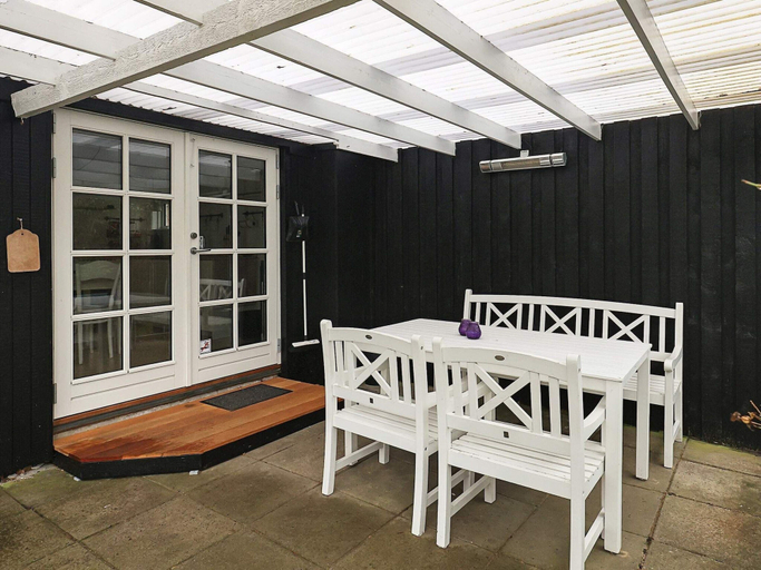 Others 2, 4 Person Holiday Home in Vaeggerlose, Guldborgsund