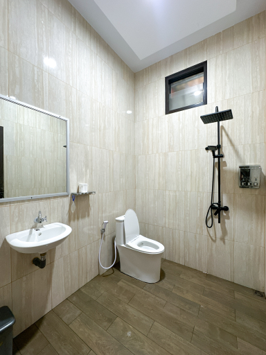 Bathroom 5, Nuansa Senja Cafe & Cabin (formerly Bromelia Resort), Bogor