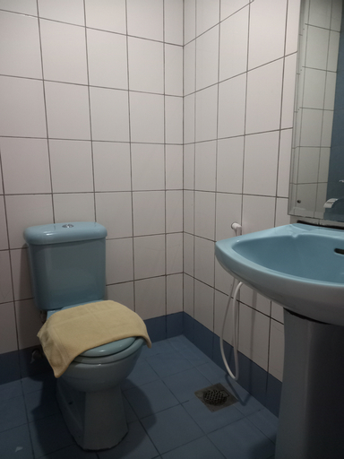 Bathroom 8