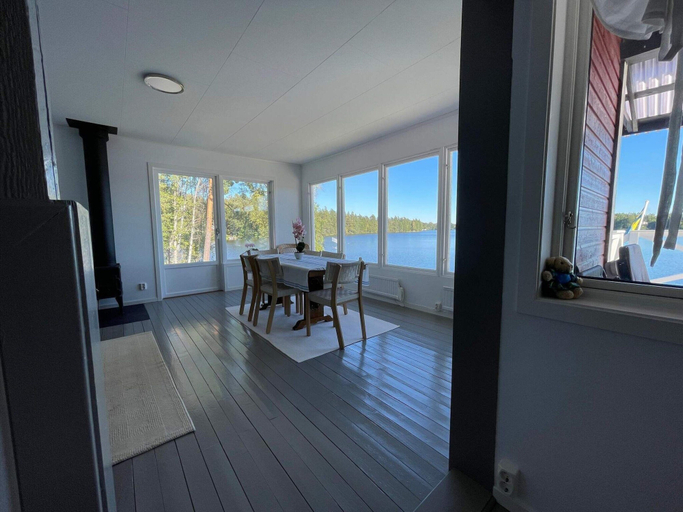 Dining 5, 4 Star Holiday Home in Bruzaholm, Eksjö