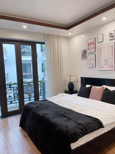 Bedroom 8