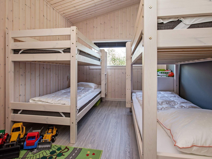 Room 2, 5 Star Holiday Home in Vaeggerlose, Guldborgsund