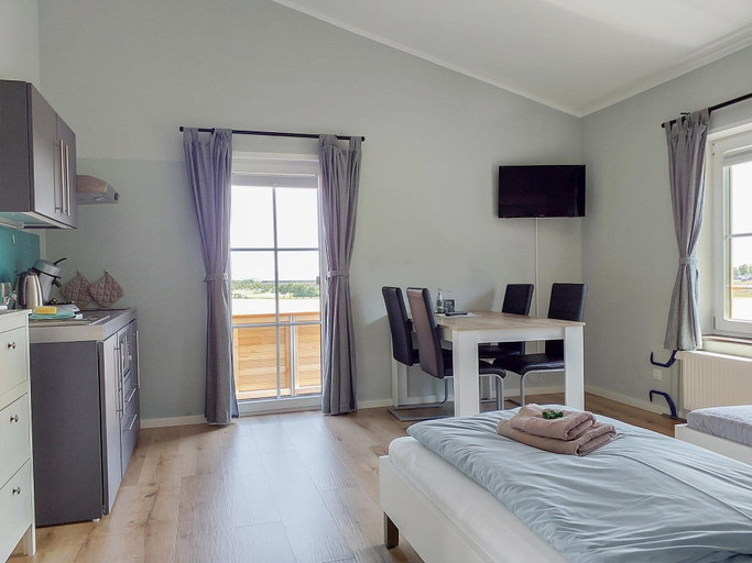 Bedroom 5, triple a Apartments in Altfeld, Main-Spessart