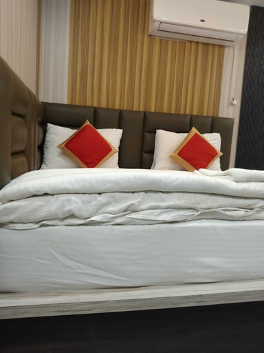 Bedroom 2, N.s Hotel Banquet & Cafe By GRB, Patna