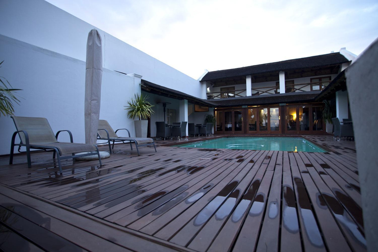 Others 3, Dundi Lodge, Siyanda