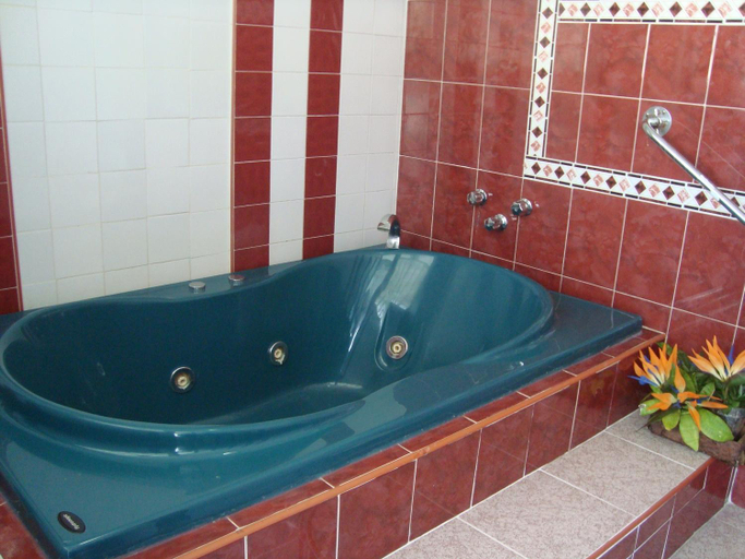 Bathroom 3, Suites Angelopolis, Acapulco de Juárez