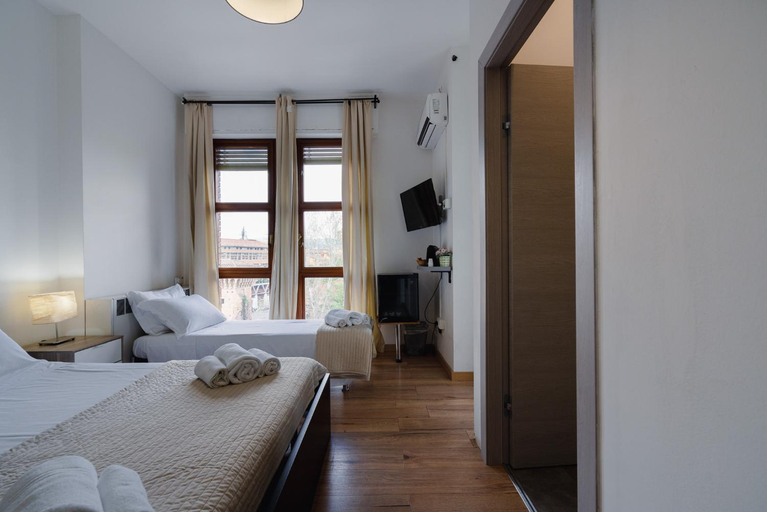 Bedroom 3, B&B Elegance, Bologna