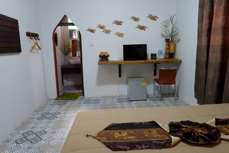 Bedroom 13