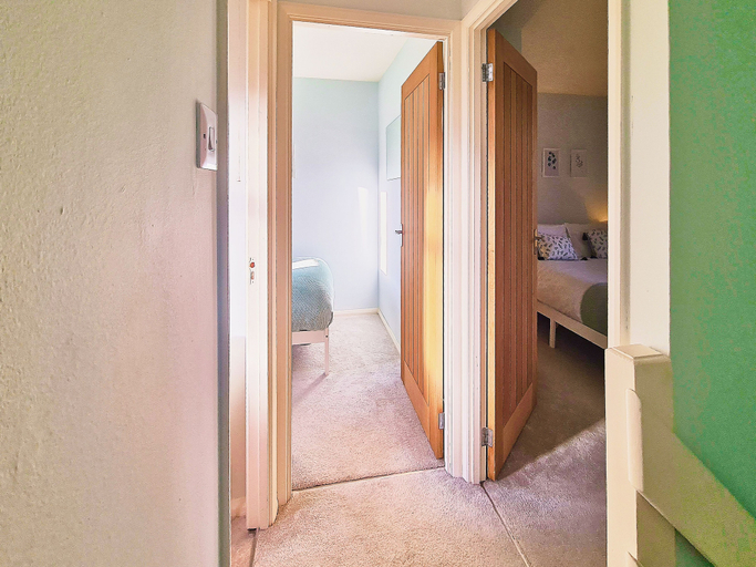 Others 5, Bluebirds Cottage Light Airy 2BD Bourton, Gloucestershire