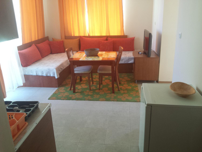 Others 3, Apartments in Villa Rouge, Sozopol