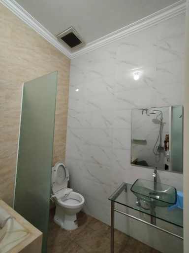 Bathroom 3, Villa Mutiara Hijau, Malang