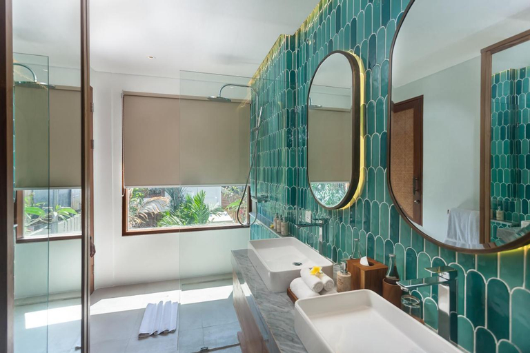 Bathroom 4