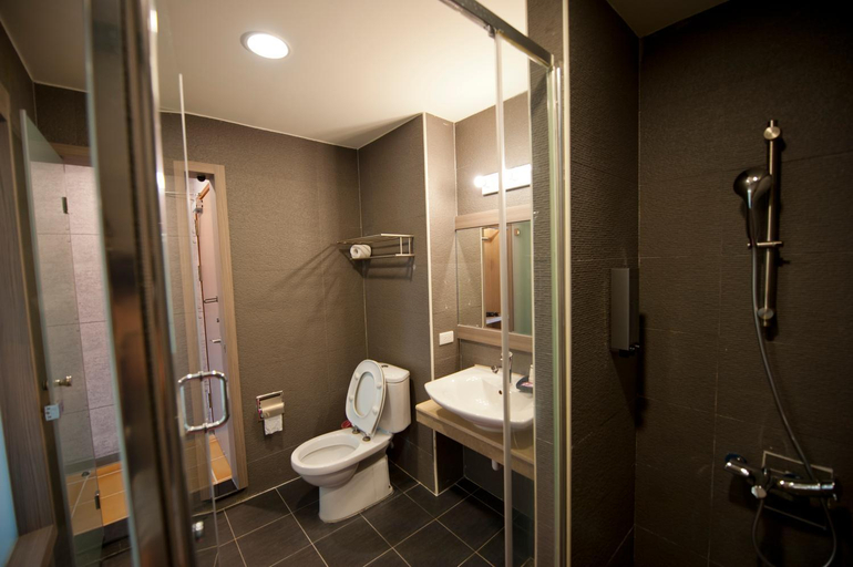 Bathroom 3, 墾丁品喬旅店, Pingtung