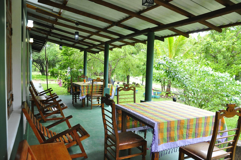 Food & Drinks 2, Rock Lake Home Stay, Dambulla