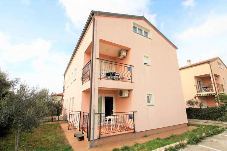 Exterior view 4, Apartment Mendikovic, Poreč