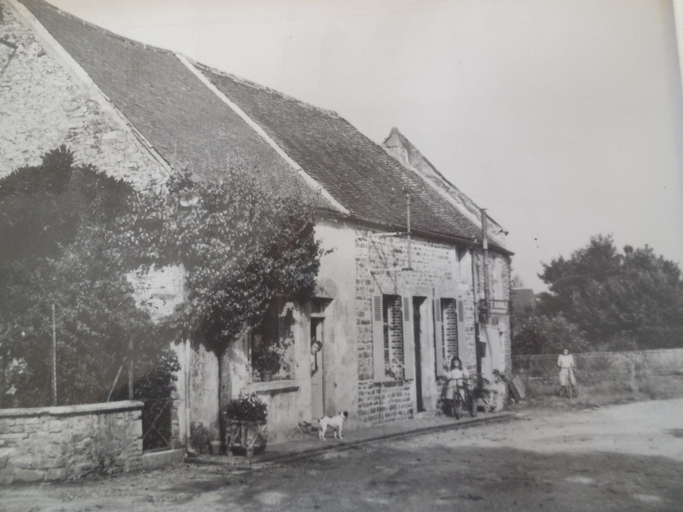 Exterior view 3, L'ancienne epicerie, Orne