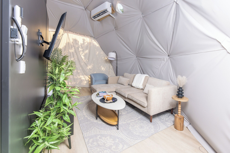 Bedroom 3, Astryia Glamping, Gillespie