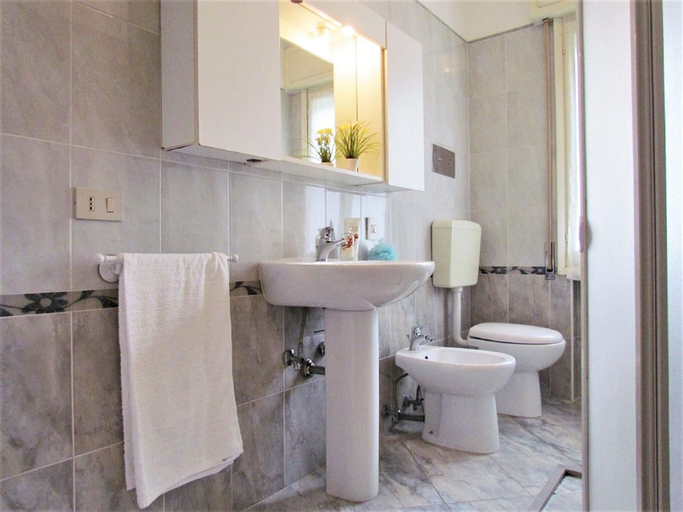 Bathroom 4, Incredible Holiday Home With Community Pool, Venezia
