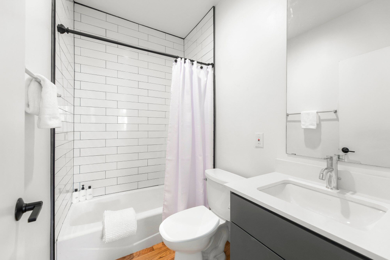 Bathroom, 2-Bedroom East Austin Condo-Free Parking, Travis