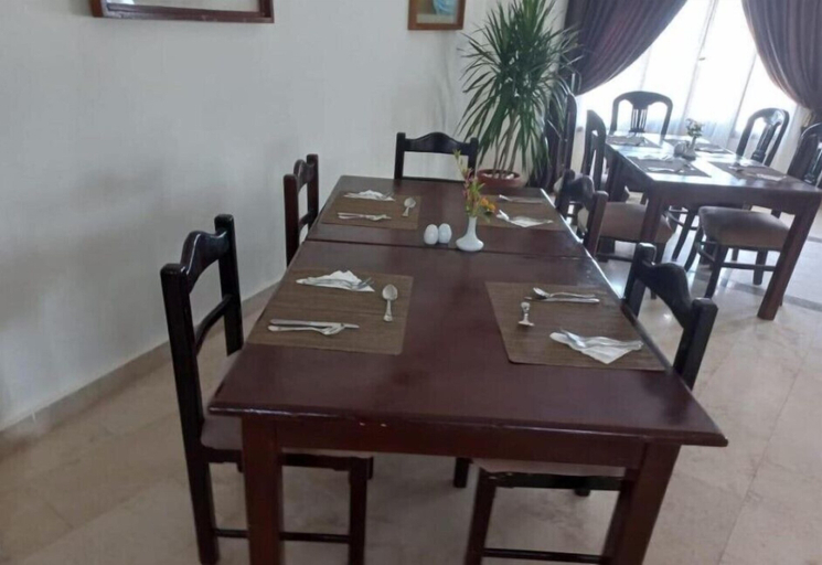 Food & Drinks 4, Dolphin Continental Hotel, Al-Qusayr