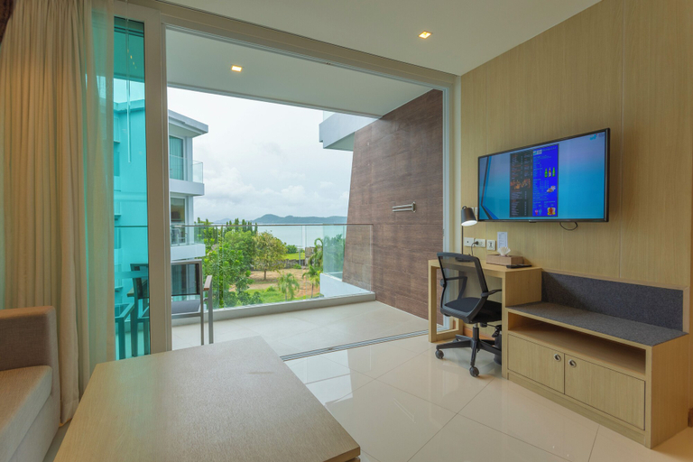 Others 5, Sea View Beach Dinning Beach Front c113, Pulau Phuket