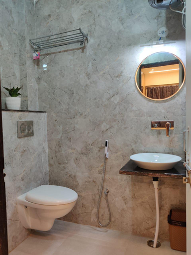 Bathroom 3, Tirtha, Varanasi